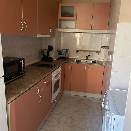 Flat- 6 People- Chataldja *