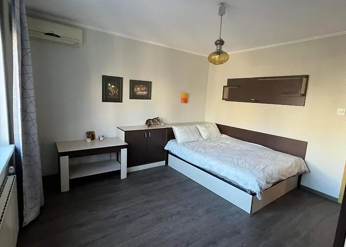 Flat- 6 People- Chataldja * Varna