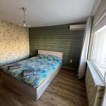 Flat- 6 People- Chataldja Apartment
