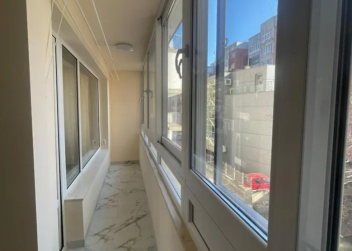 Flat- 6 People- Chataldja